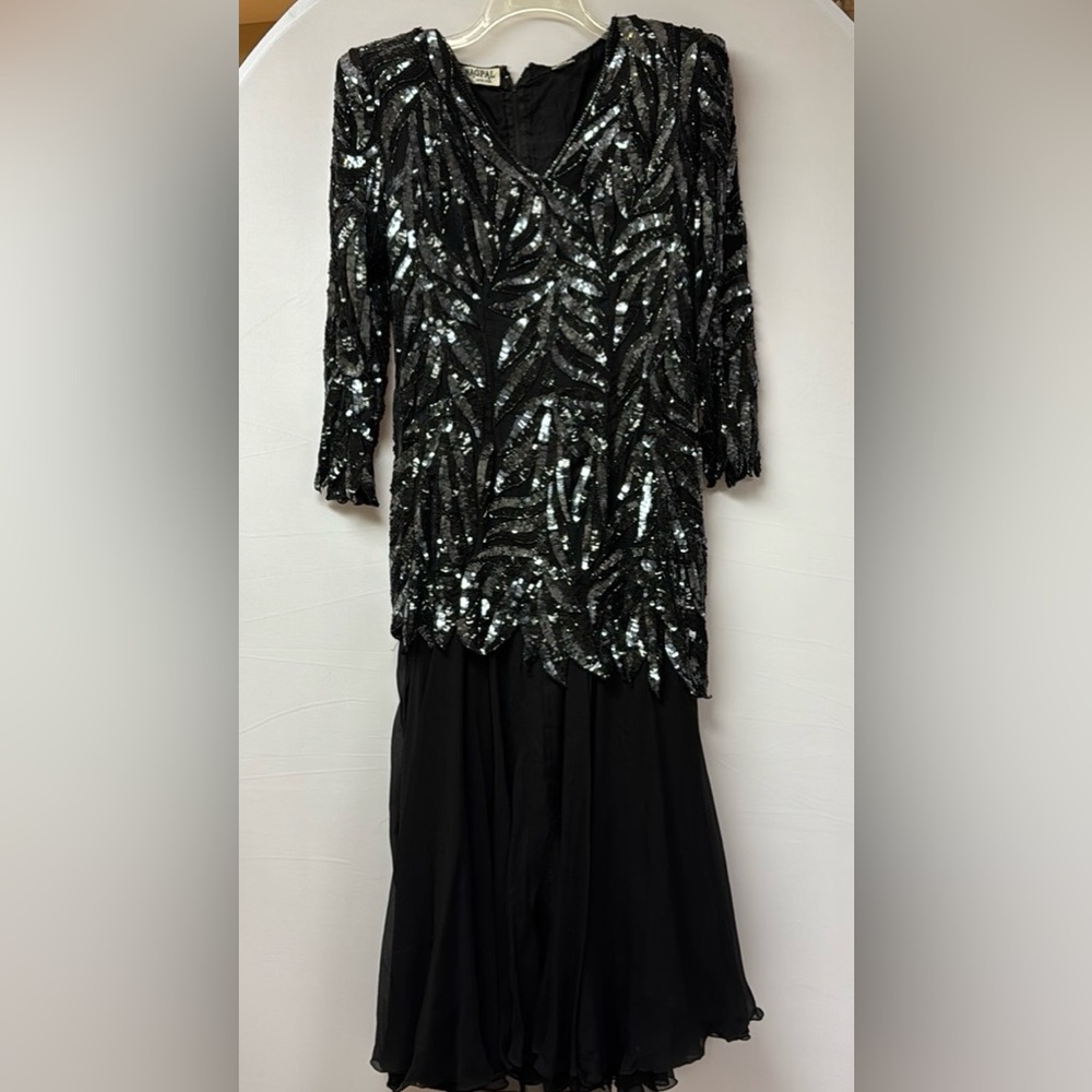 NAGPAL New York Dress Beaded and Sequins Black and Silver Size XXL